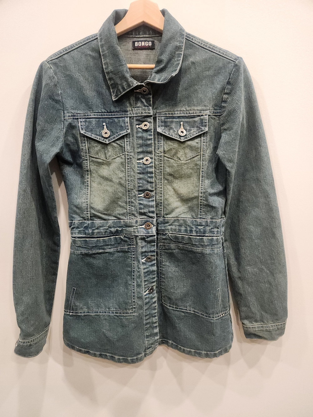 BONGO Women's Light Wash Denim Jacket